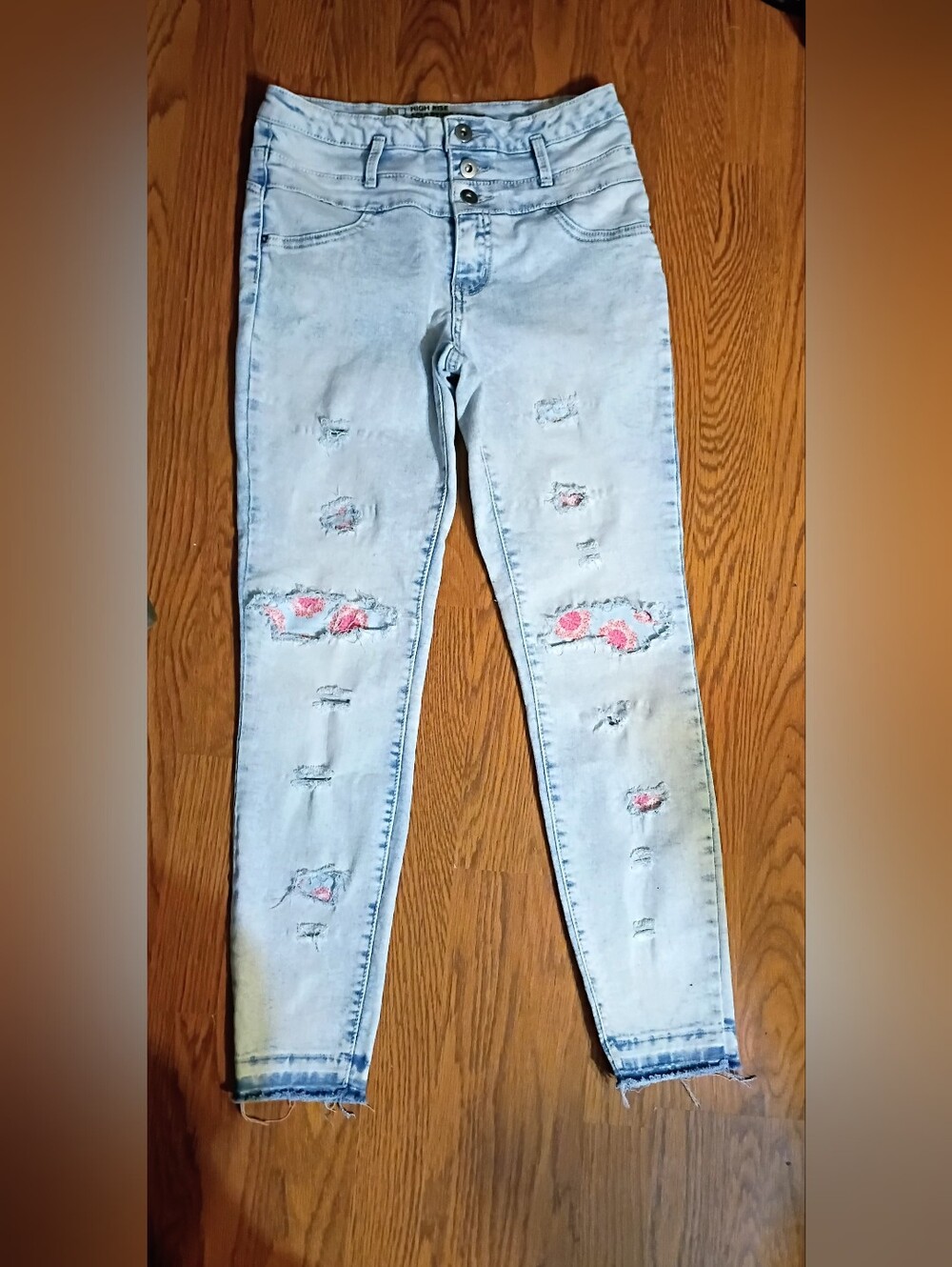 NOBO Light Wash Skinny Jeans with Pink Underlay